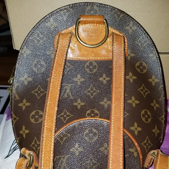 Louis Vuitton Ellipse Backpack - Picture 3 of 8